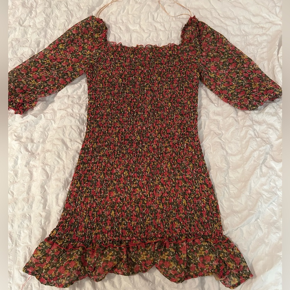 Floral Smocked Long Sleeve Dress – Women’s Size Small